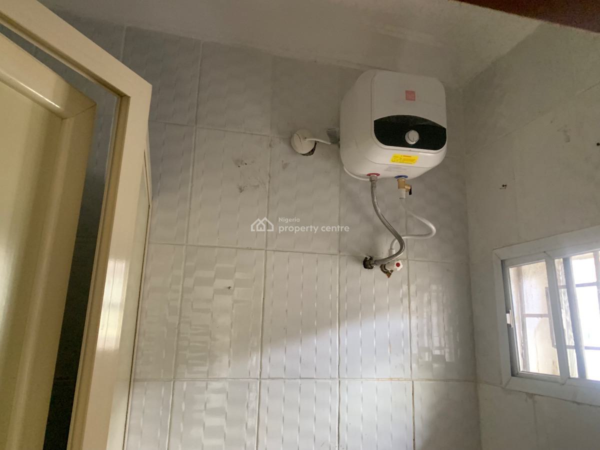 Self Contain (studio Apartment), Paradise 3 Chevron Drive, Lekki, Lagos, Self Contain (single Rooms) for Rent