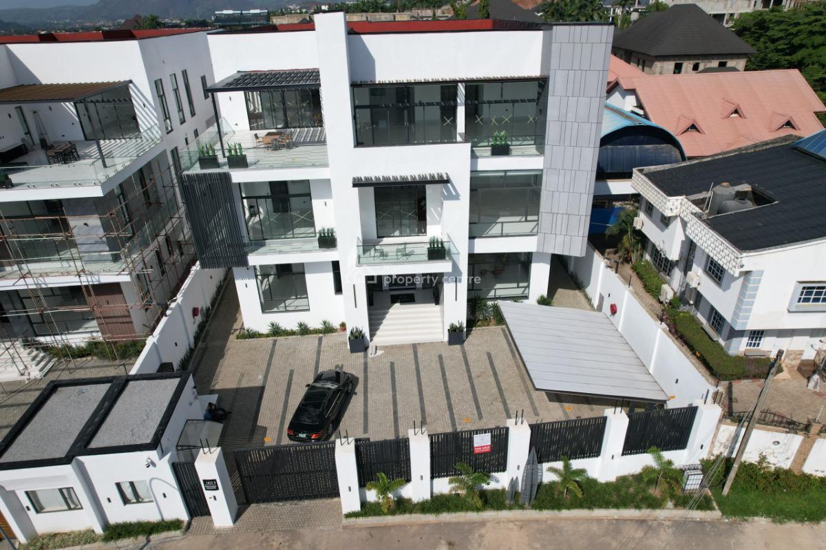 7 Bedrooms En-suite > 2 Bedroom Bq > Central Solar Water Heater > Swimming Pool, Asokoro District, Abuja, Detached Duplex for Sale