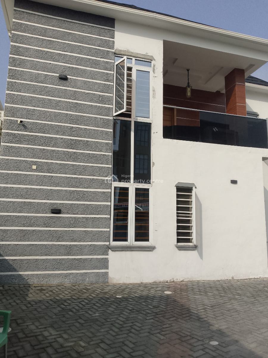 Very Spacious and Beautiful Bq, Ikota Gra, Lekki, Lagos, Detached Duplex for Rent