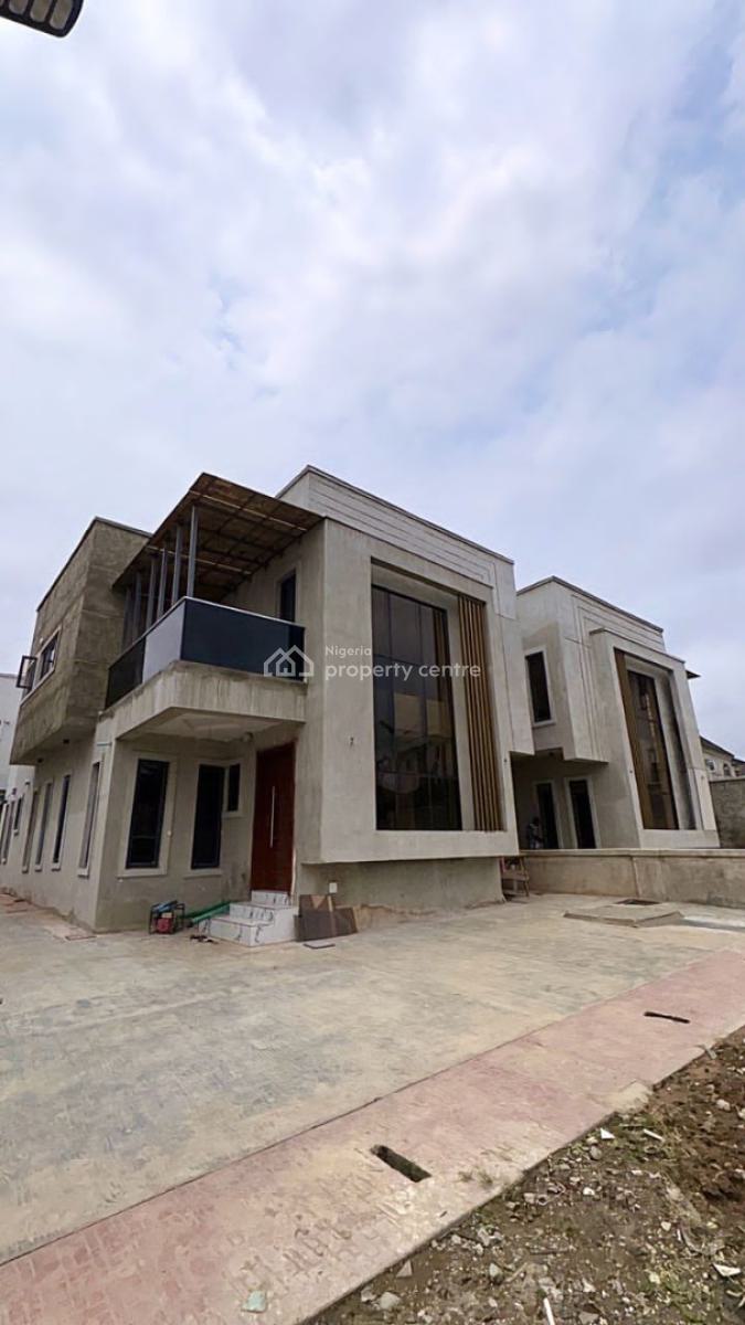 4-bedroom Semi-detached Duplex, Location: Chief Lateef Oyelade, Ringroad Gra,ibadan, Nigeria, Ibadan, Oyo, Semi-detached Duplex for Sale