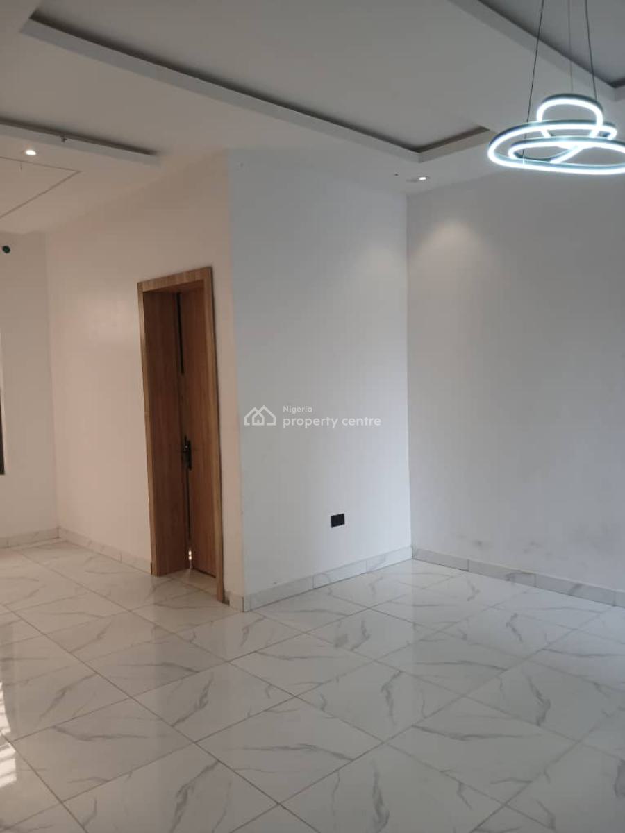 Exquisite 2 Bedroom Apartment Newly Built, Lekki Scheme 2, Adesanya, Lekki Phase 2, Lekki, Lagos, Flat / Apartment for Sale