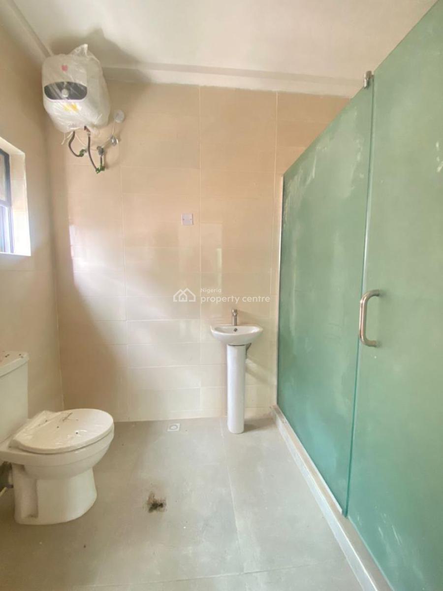 Three Units of 3-bedroom Terrace Duplexes (single-tenant Requirement), Lekki Phase 1, Lekki, Lagos, Terraced Duplex for Rent