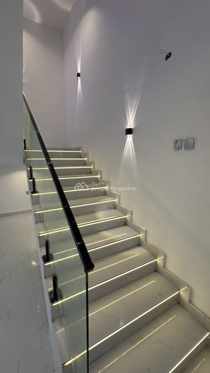 4-bedroom Fully Detached Duplex with a Room Bq, : Oluyole Estate, Ibadan, Oyo, Detached Duplex for Sale