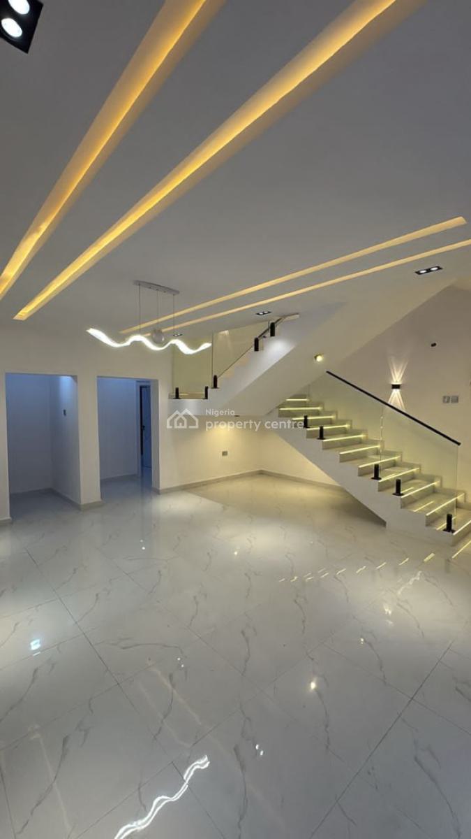 4-bedroom Fully Detached Duplex with a Room Bq, : Oluyole Estate, Ibadan, Oyo, Detached Duplex for Sale