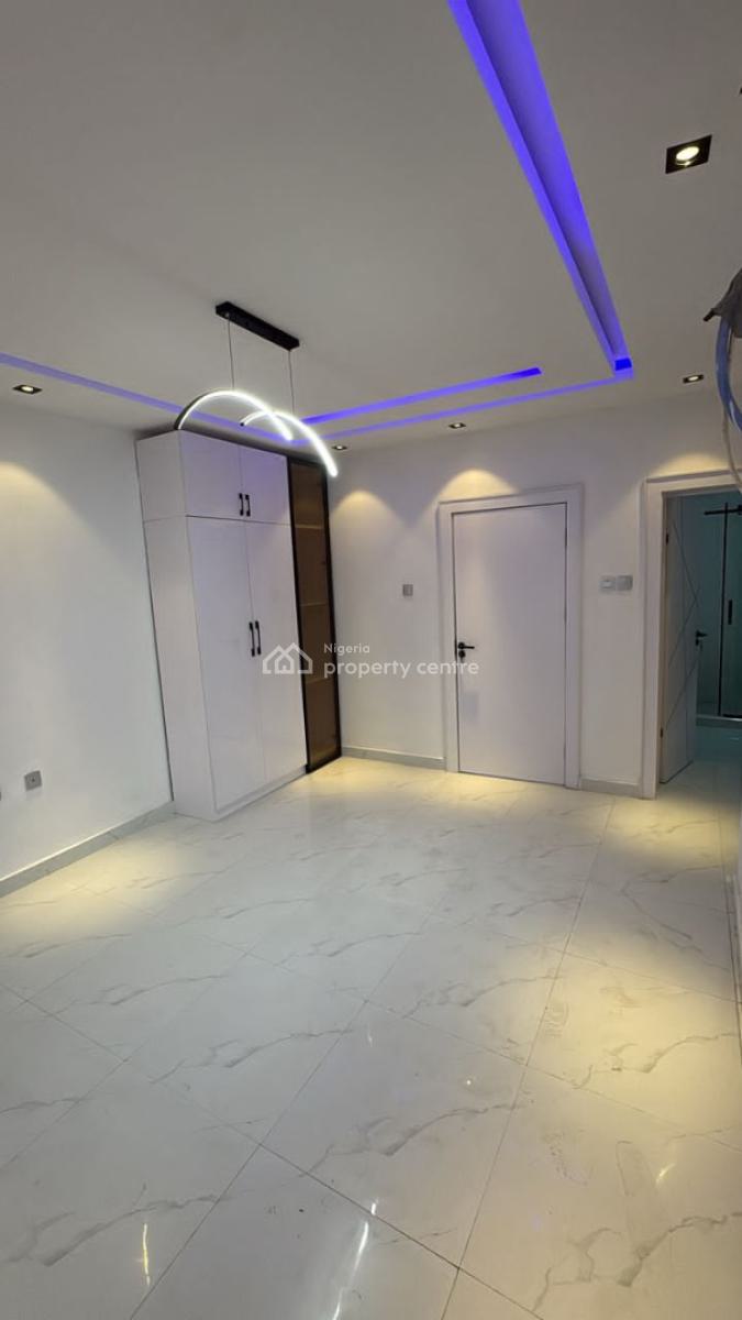 4-bedroom Fully Detached Duplex with a Room Bq, : Oluyole Estate, Ibadan, Oyo, Detached Duplex for Sale