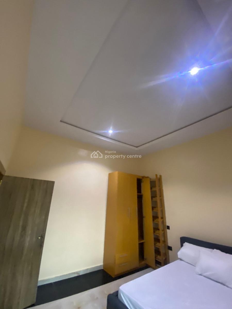 5-bedroom Duplex Built in Form of Terrace., Location:eng Lere Adigun Gra Ibadan, Ibadan, Oyo, Terraced Duplex for Sale