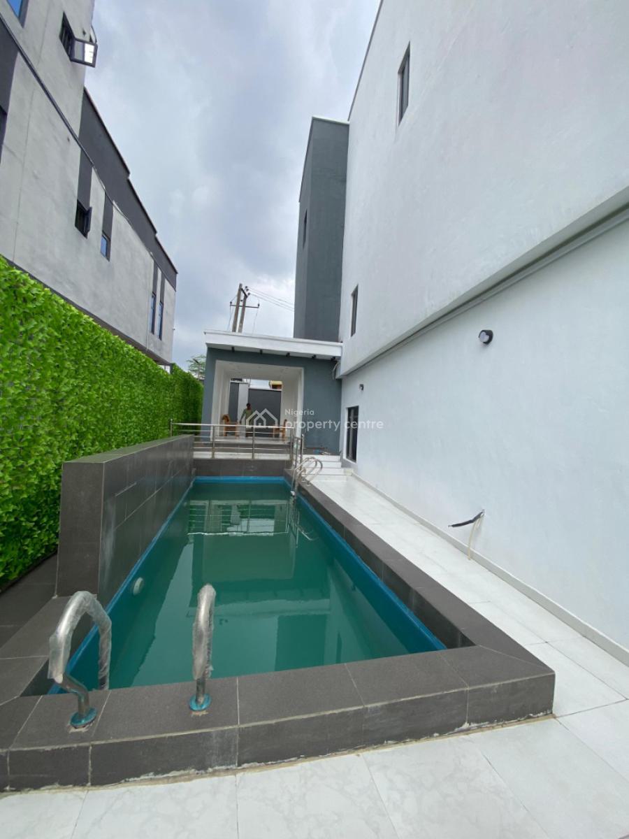 5-bedroom Duplex Built in Form of Terrace., Location:eng Lere Adigun Gra Ibadan, Ibadan, Oyo, Terraced Duplex for Sale