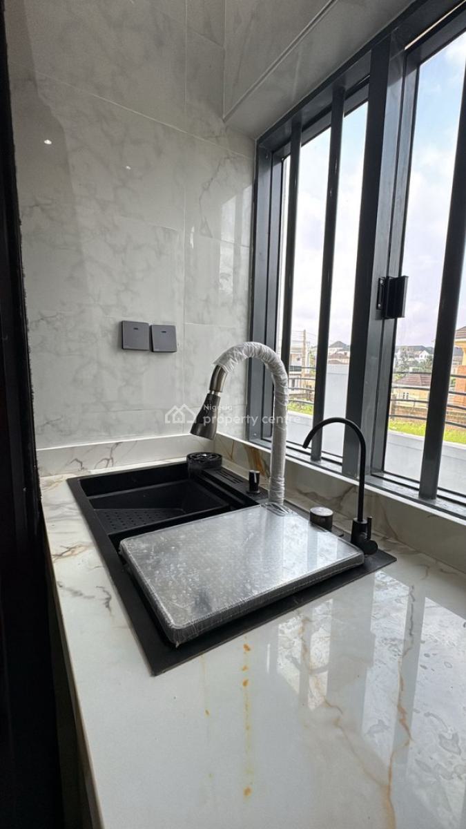 4 Bedroom Semi-detached Duplex, Legacy Estate , Kolapo Ishola Gra,akobo, Ibadan, Ibadan, Oyo, Semi-detached Duplex for Sale