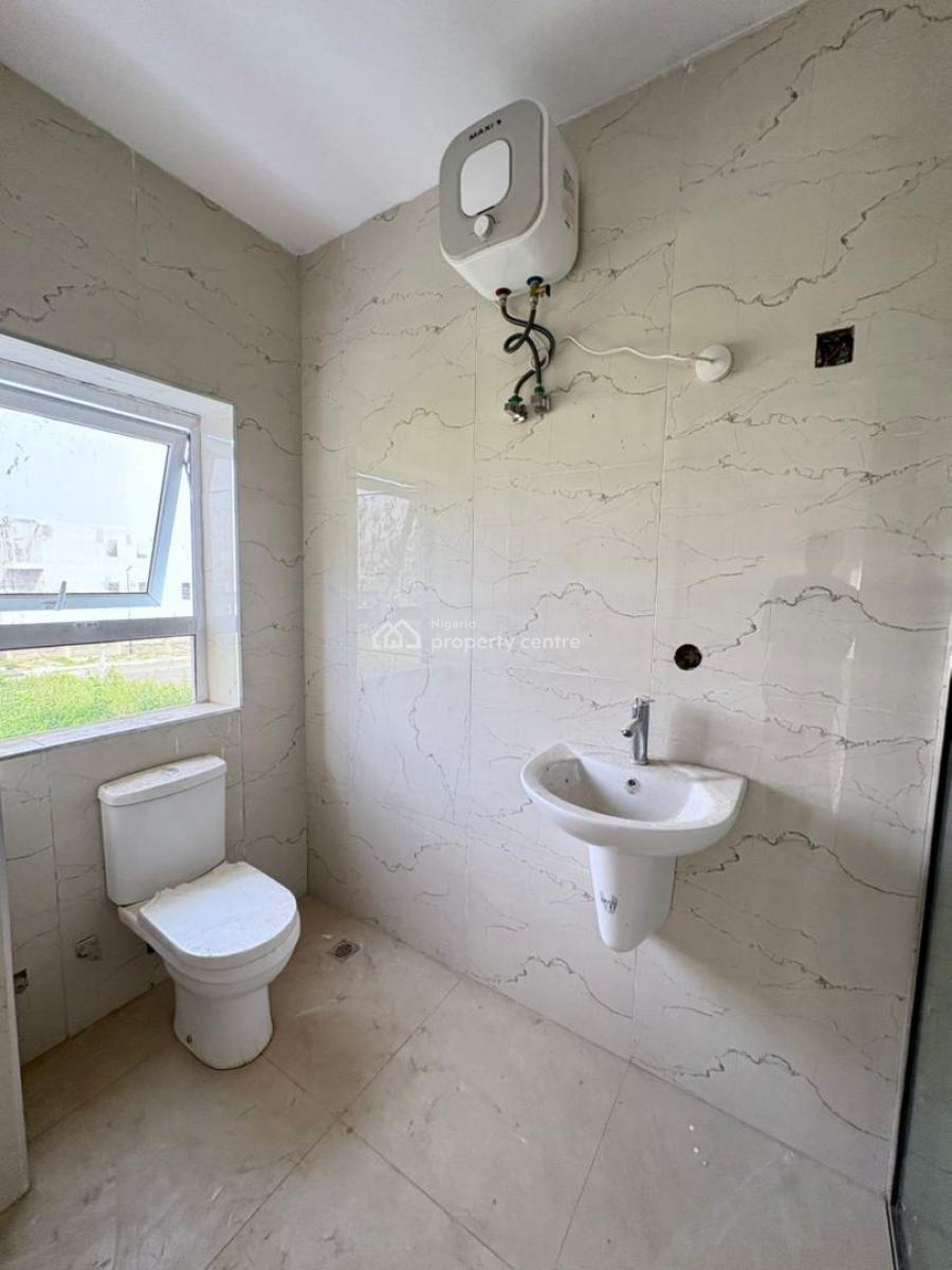 Fully Detached 4-bedroom Triplex with a Room Bq, Kolapo Ishola Gra, Akobo, Ibadan, Oyo, Detached Duplex for Sale