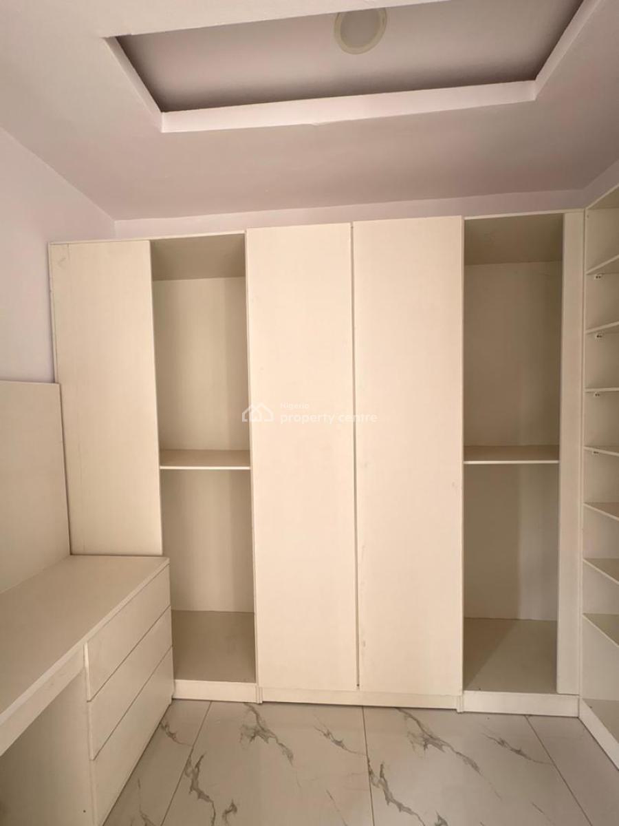 Fully Detached 4-bedroom Triplex with a Room Bq, Kolapo Ishola Gra, Akobo, Ibadan, Oyo, Detached Duplex for Sale