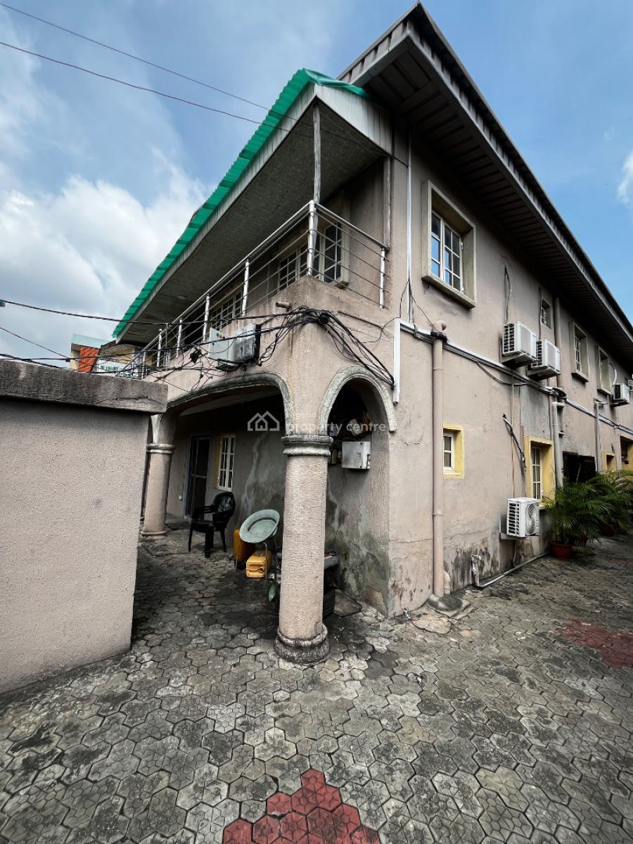 Well Maintained Block of 4 Flats on 600sqm, Off  Ogunlana, Ogunlana, Surulere, Lagos, Block of Flats for Sale