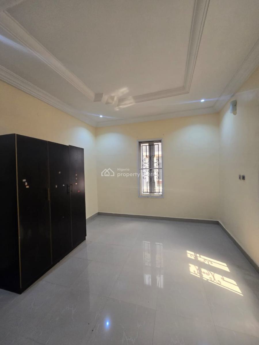 Standard 4 Bbedrooms Detached Duplex with Bq, Gra Phase 2, Magodo, Lagos, Detached Duplex for Rent