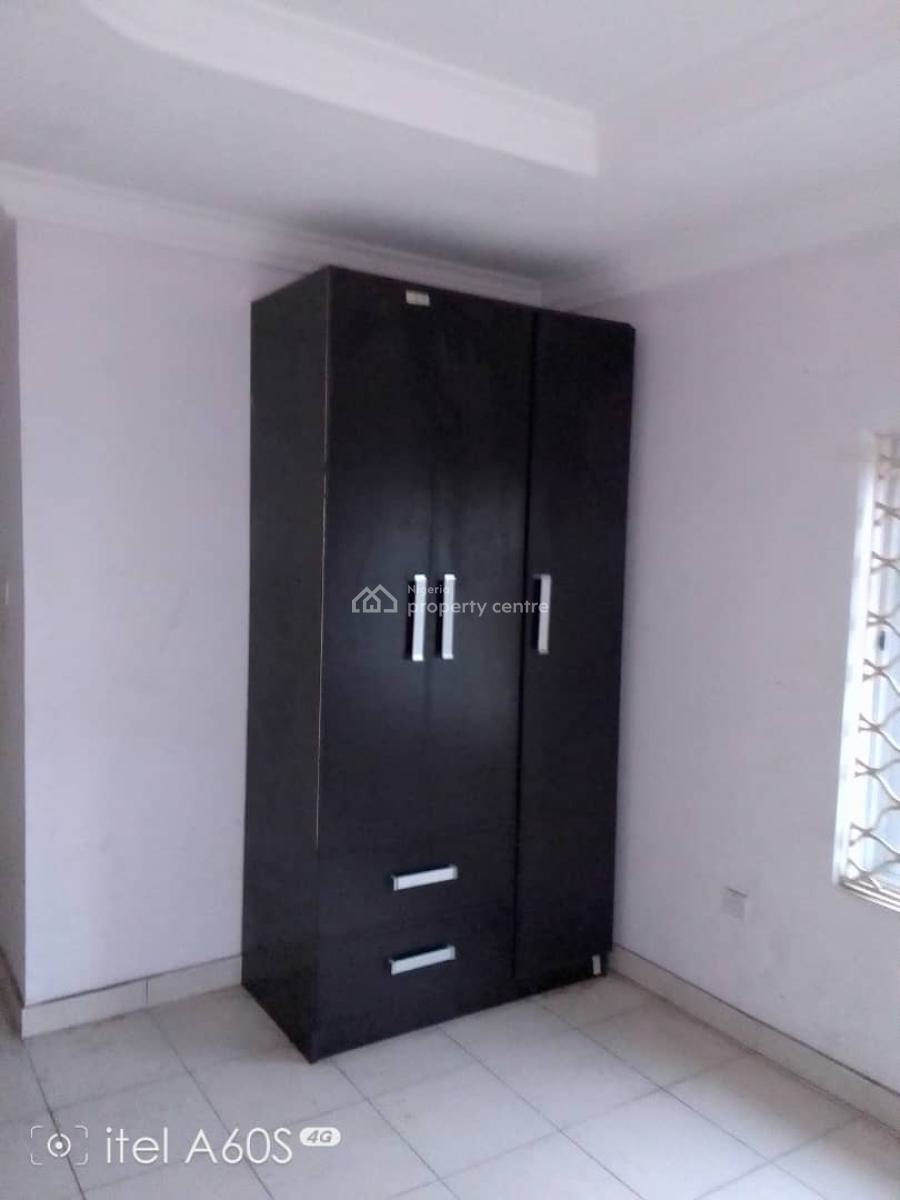 Mordern 3 Bedroom Flat Upstairs, Dideolu Estate, Ogba, Ikeja, Lagos, Flat / Apartment for Rent