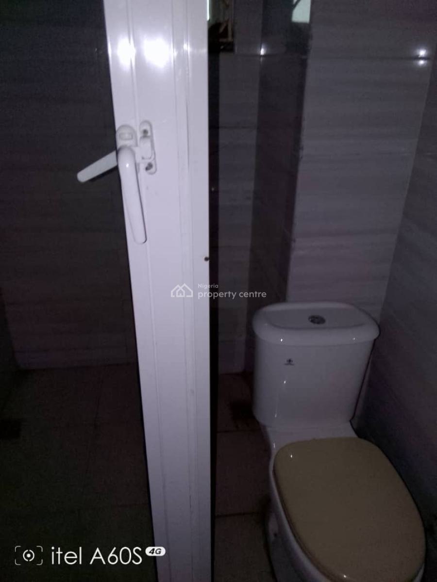 Mordern 3 Bedroom Flat Upstairs, Dideolu Estate, Ogba, Ikeja, Lagos, Flat / Apartment for Rent