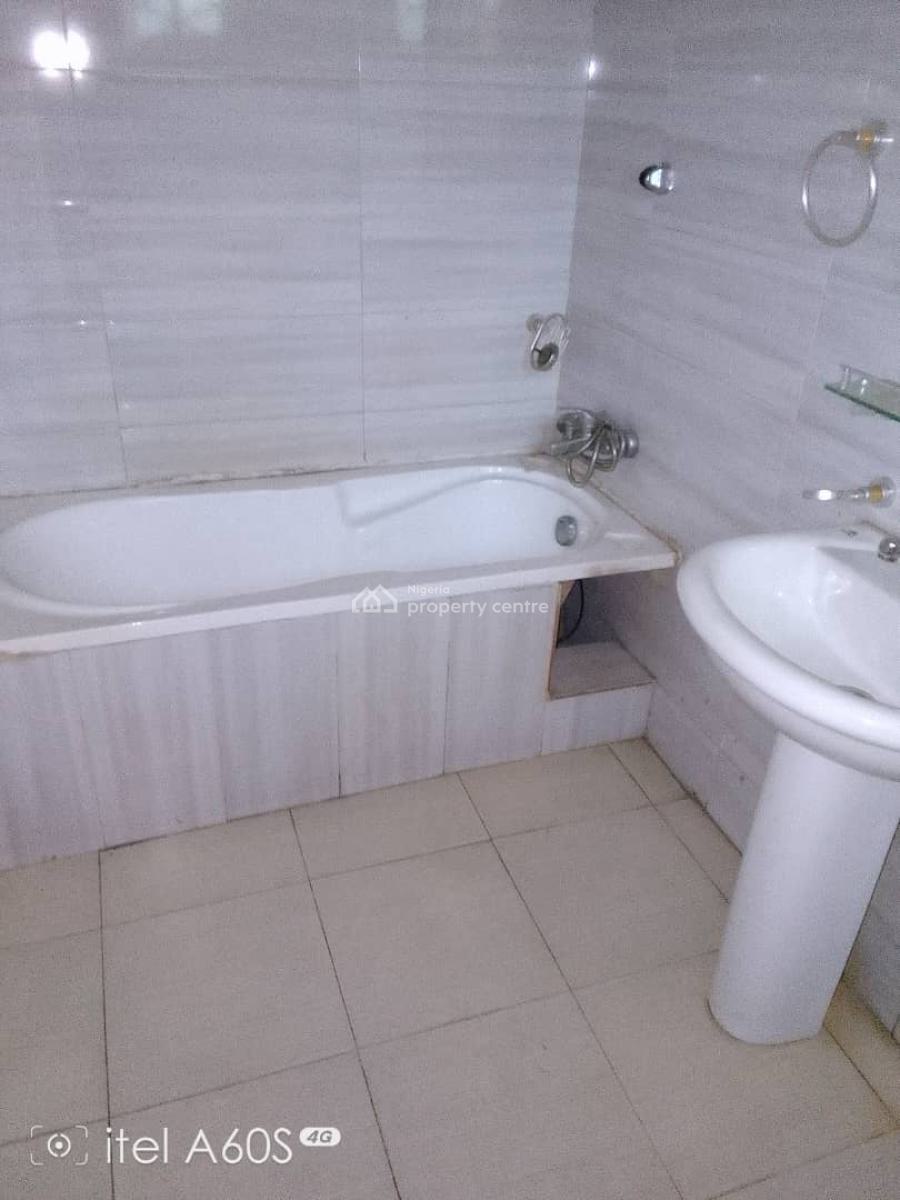 Mordern 3 Bedroom Flat Upstairs, Dideolu Estate, Ogba, Ikeja, Lagos, Flat / Apartment for Rent