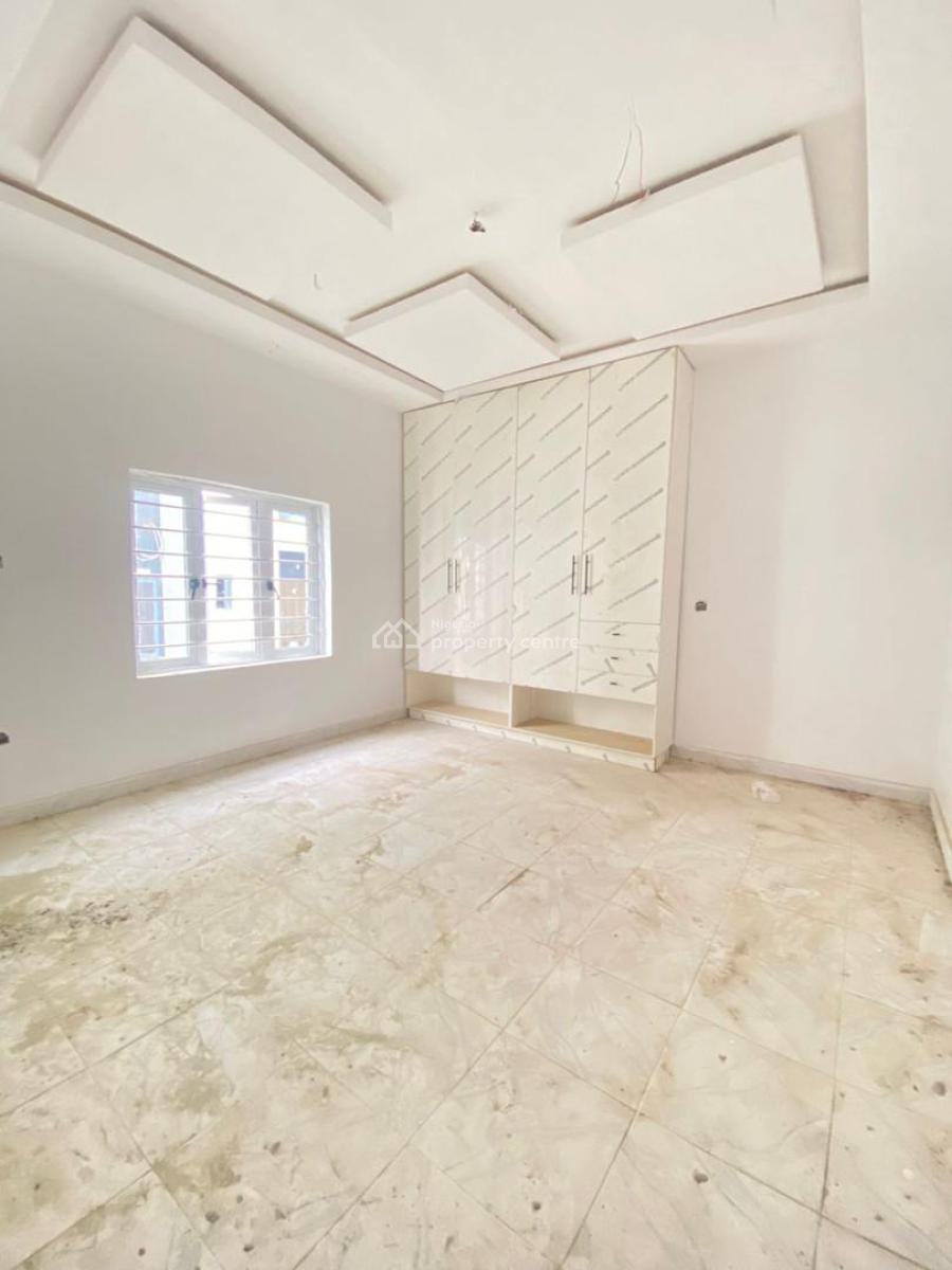 Well-finished 2 Bedrooms Apartment with Serviced Facilities, Ilasan, Lekki, Lagos, Flat / Apartment for Rent