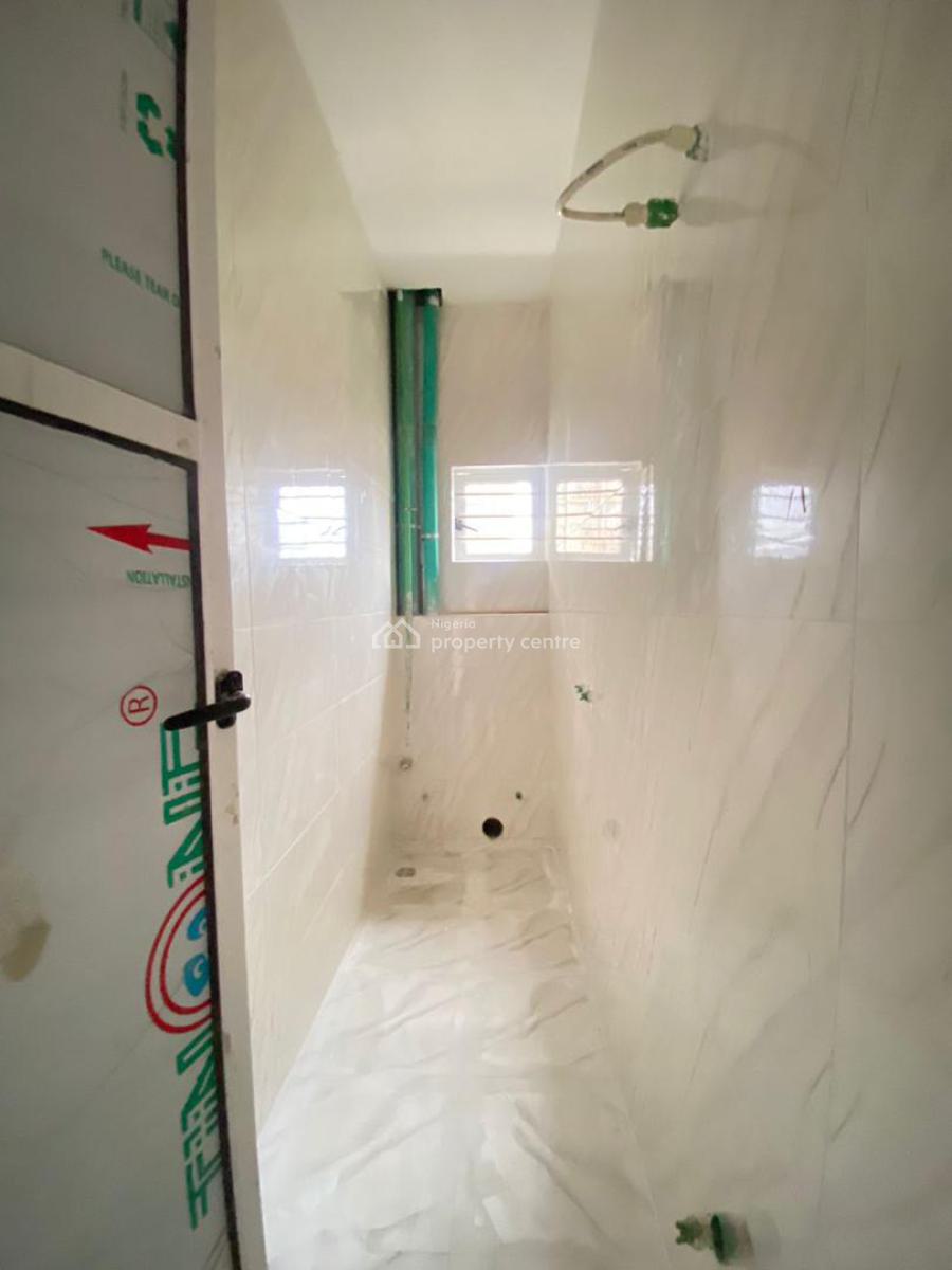 Well-finished 2 Bedrooms Apartment with Serviced Facilities, Ilasan, Lekki, Lagos, Flat / Apartment for Rent