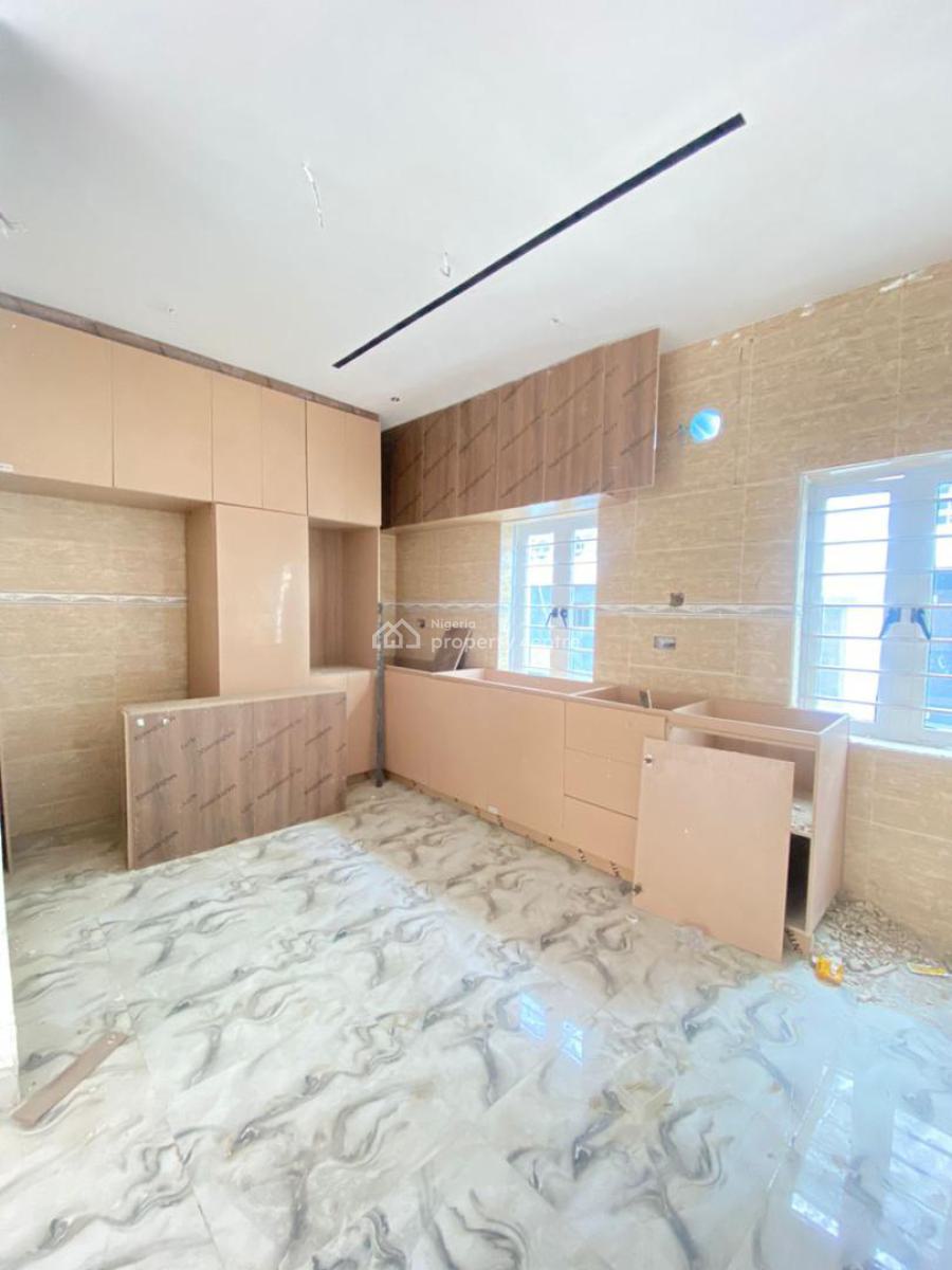 Well-finished 2 Bedrooms Apartment with Serviced Facilities, Ilasan, Lekki, Lagos, Flat / Apartment for Rent