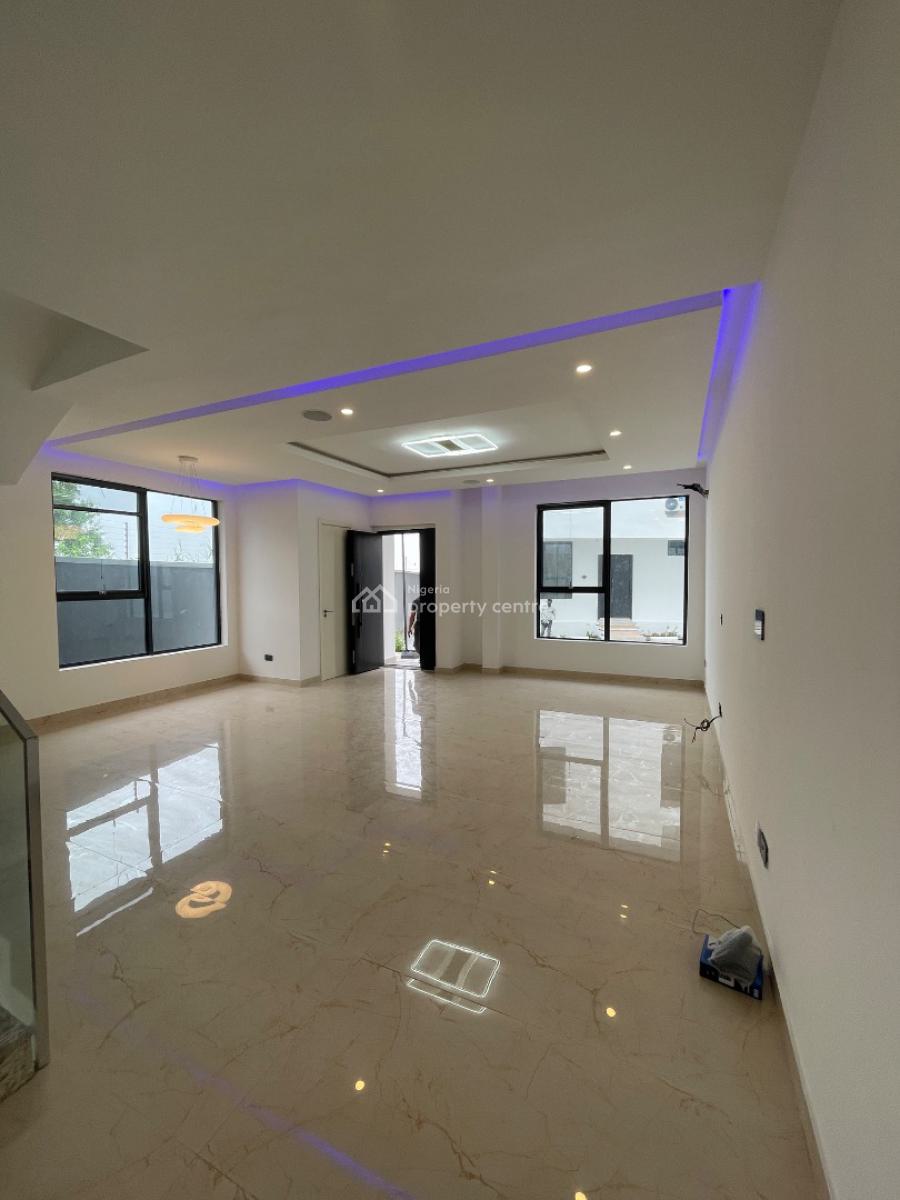 Lovely 5 Bedroom  Duplex with Pool and Rooftop Terrace, Lekki Phase 1, Lekki, Lagos, House for Sale
