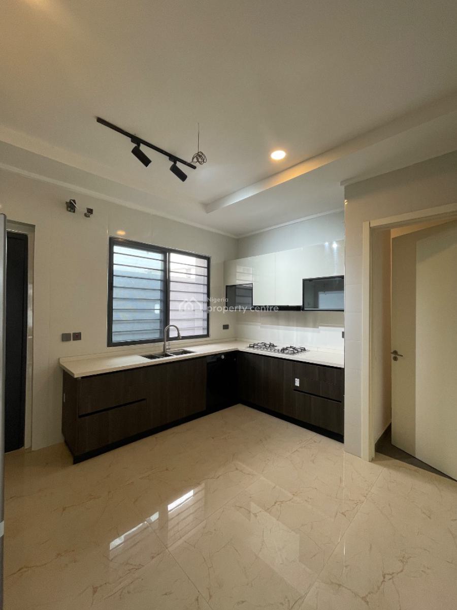 Lovely 5 Bedroom  Duplex with Pool and Rooftop Terrace, Lekki Phase 1, Lekki, Lagos, House for Sale