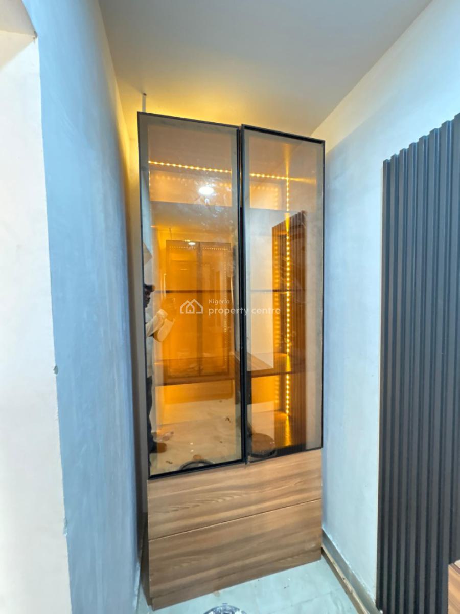 Fully Detached 4-bedroom Duplex with 1 Room Bq, Alalubosa Gra, Ibadan, Oyo, Detached Duplex for Sale