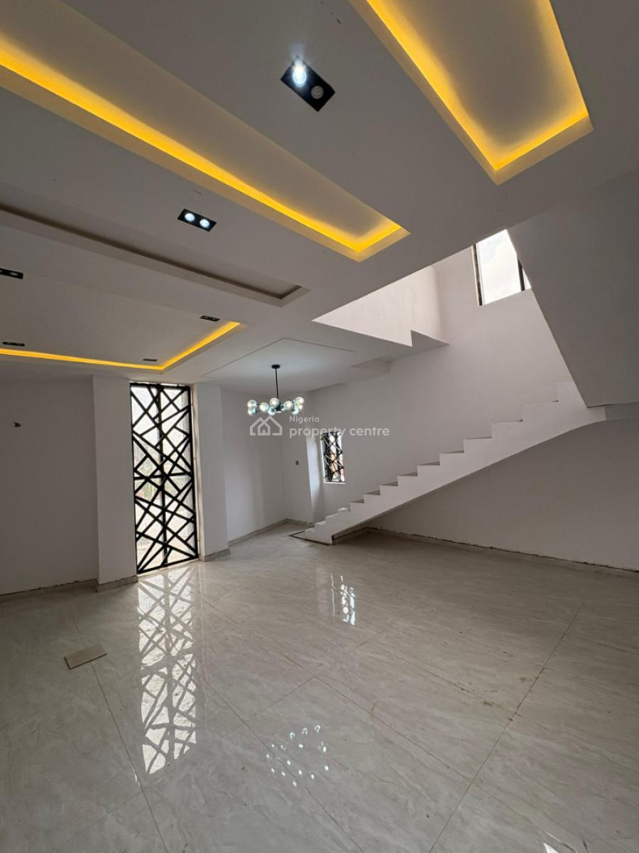 Fully Detached 4-bedroom Duplex with 1 Room Bq, Alalubosa Gra, Ibadan, Oyo, Detached Duplex for Sale