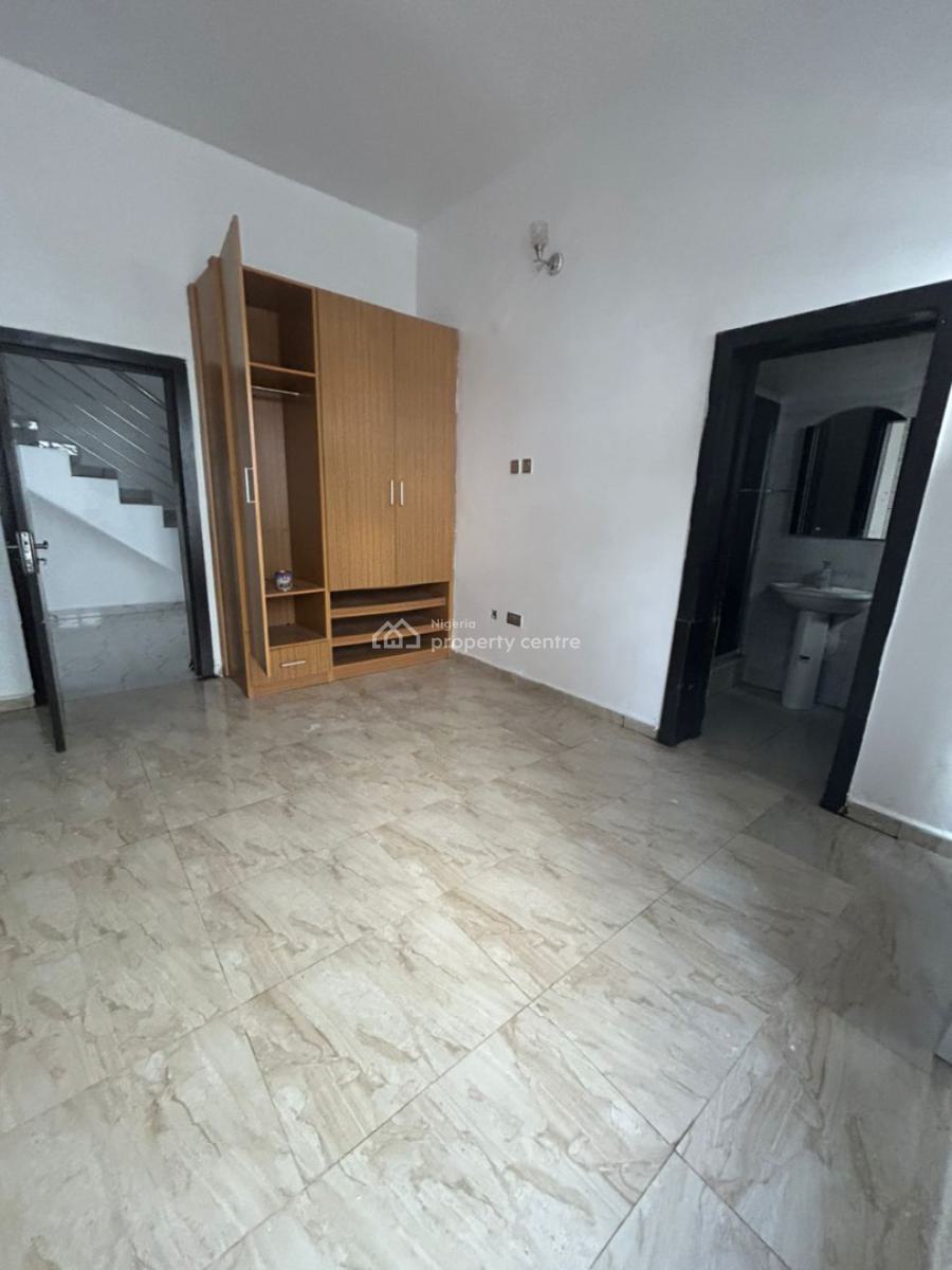 Newly Renovated 4bedroom Semi Detached Duplex with a Bq, Osapa London, Lekki, Lagos, Semi-detached Duplex for Rent