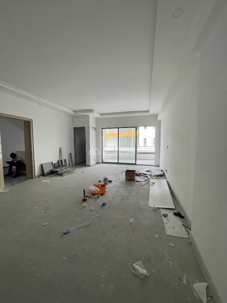Lovely 3 Bedroom Penthouse with Pool and Elevator, Lekki Phase 1, Lekki, Lagos, Flat / Apartment for Sale