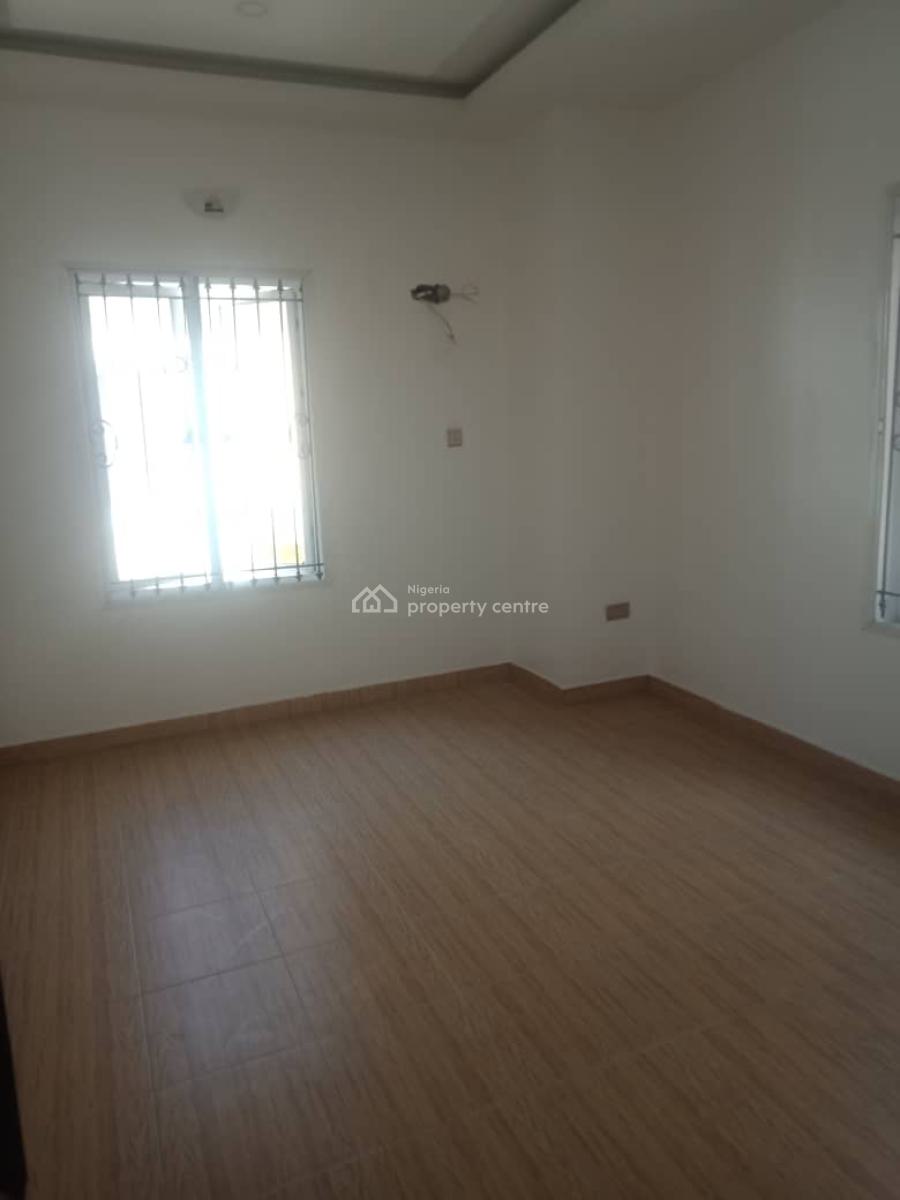 3 Bedroom Flat Upstairs, Salem, Lekki, Lagos, Flat / Apartment for Sale