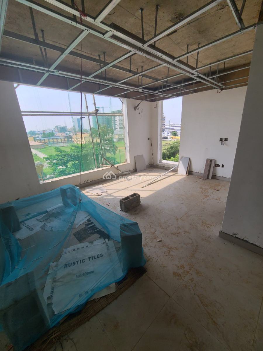 3 Bedroom Penthouse with Maid Room, Victoria Island (vi), Lagos, Flat / Apartment for Sale