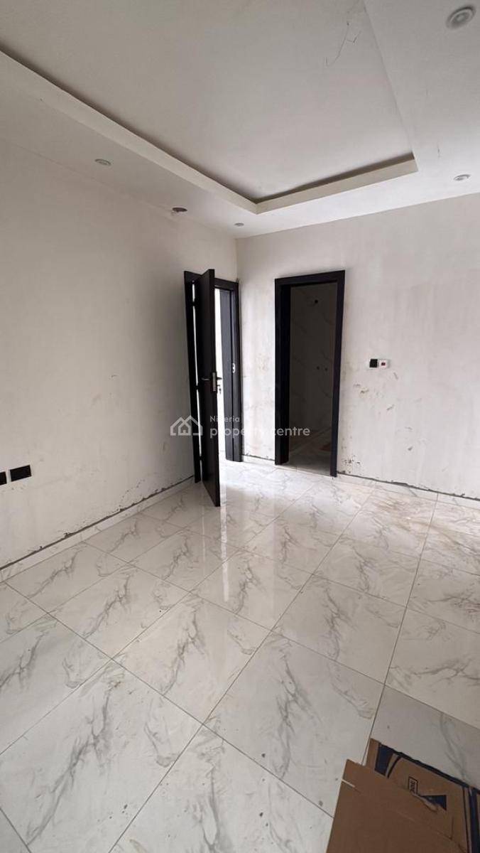 4-bedroom Duplex with Penthouse and a Room Bq, Chief Lateef Oyelade Gra, Oluyole, Ibadan, Oyo, House for Sale