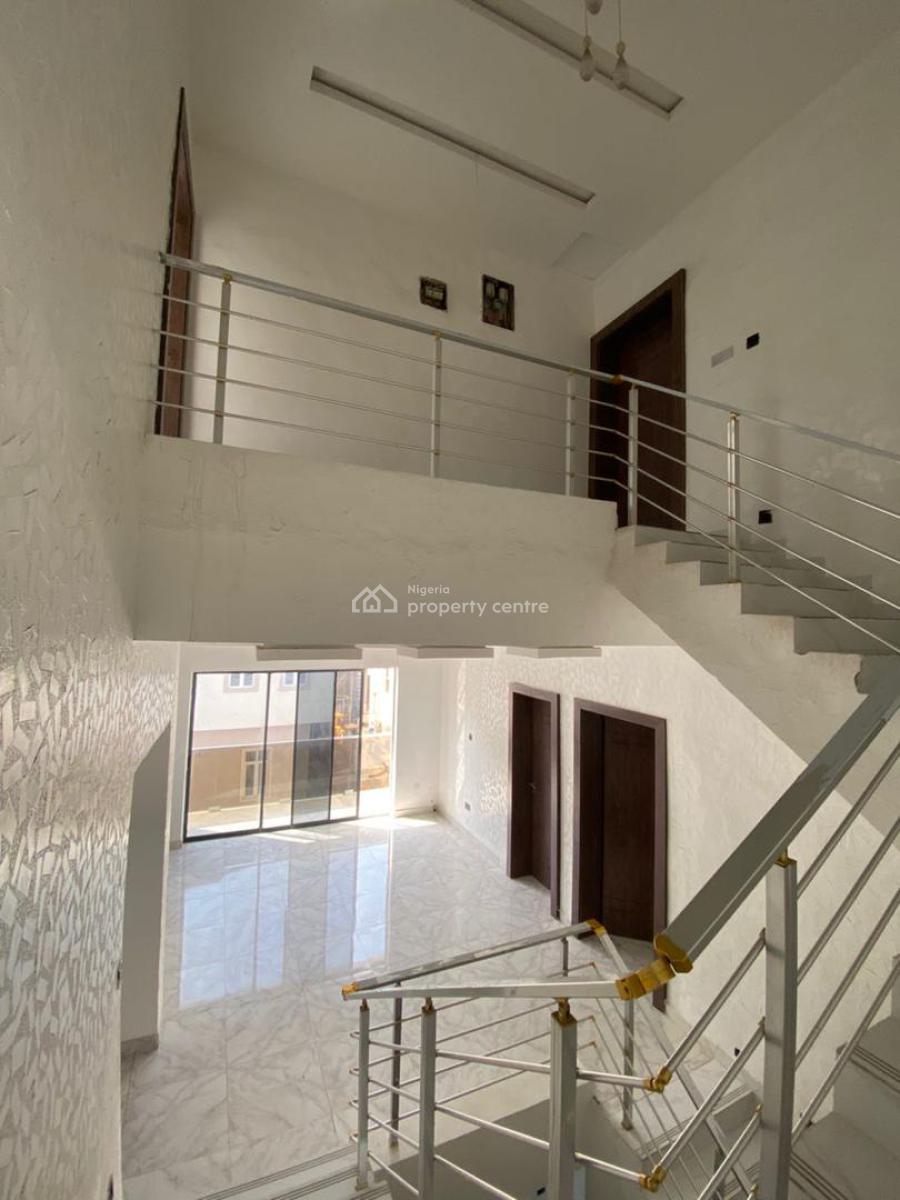 5 Bedroom Semi Detached Duplex, Victory Park Estate, Osapa, Lekki, Lagos, Semi-detached Duplex for Sale