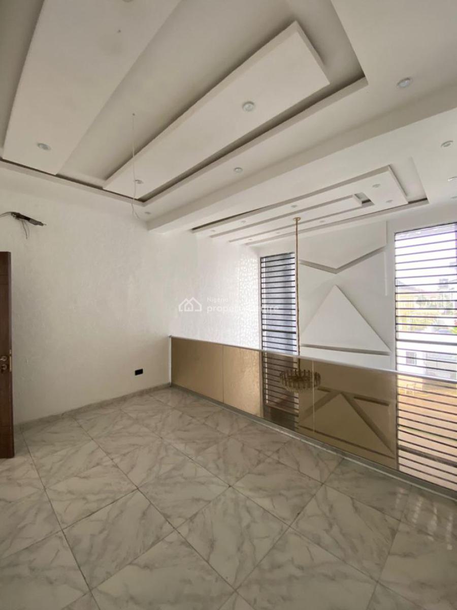 5 Bedroom Semi Detached Duplex, Victory Park Estate, Osapa, Lekki, Lagos, Semi-detached Duplex for Sale