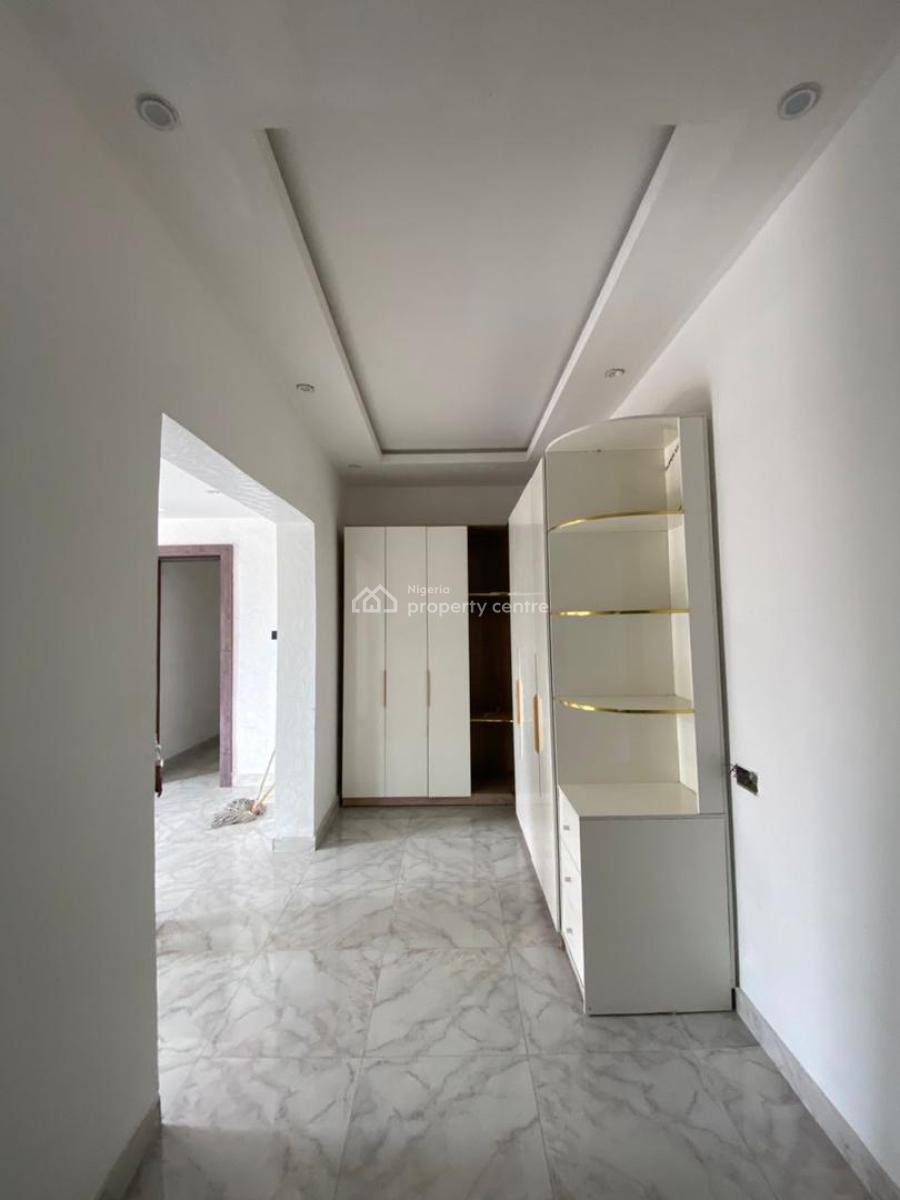 5 Bedroom Semi Detached Duplex, Victory Park Estate, Osapa, Lekki, Lagos, Semi-detached Duplex for Sale