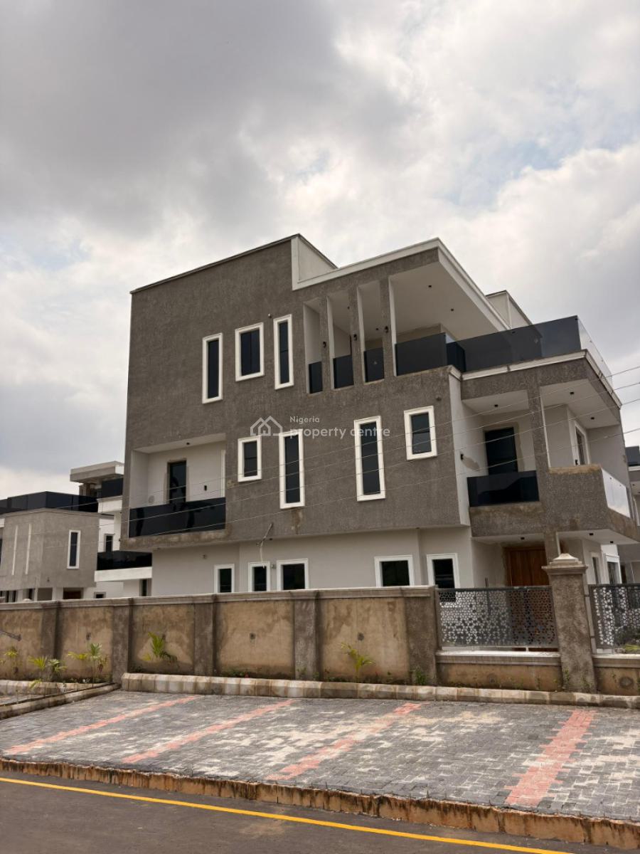 Fully Detached 5 Bedroom Triplexes with Pent Floor & Full-sized Pool, Agodi Gra, Ibadan, Oyo, Detached Duplex for Sale