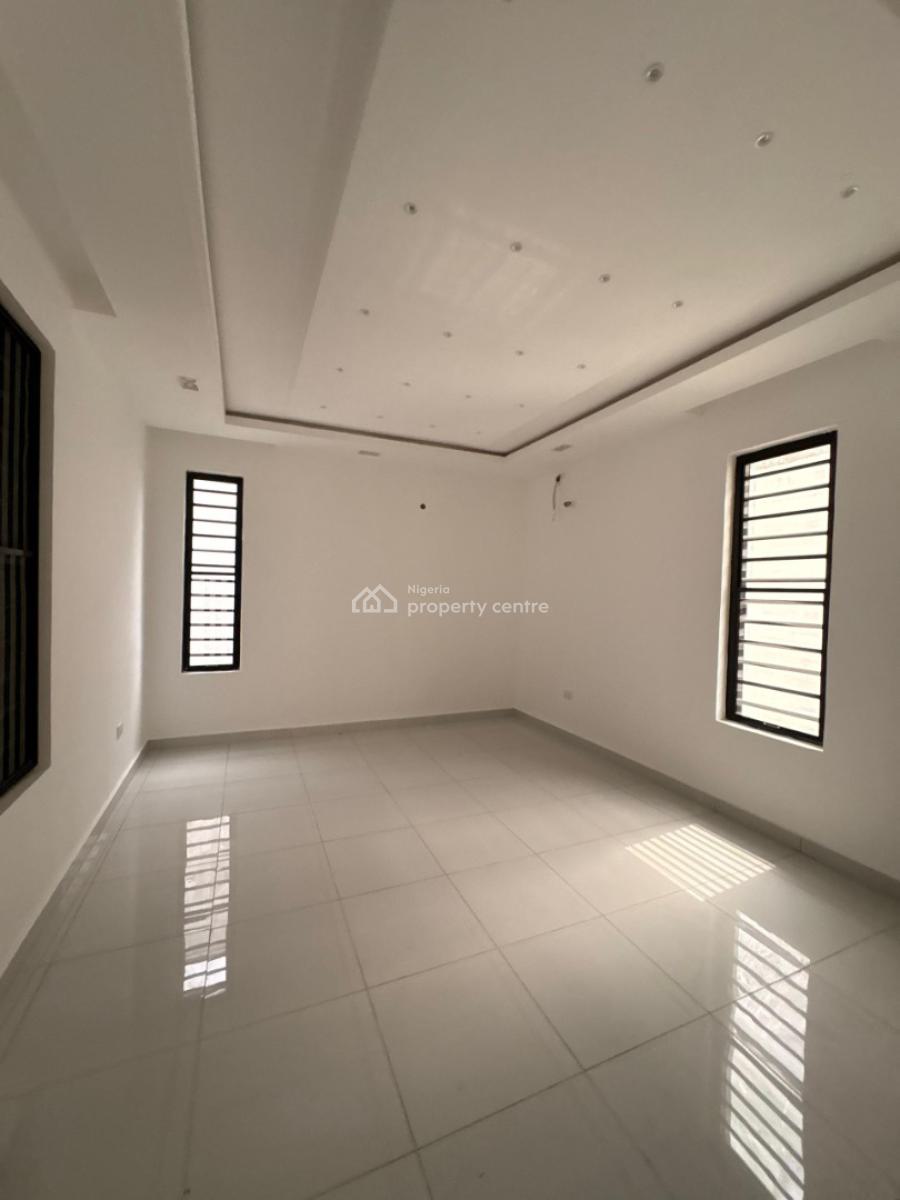 Fully Detached 5 Bedroom Triplexes with Pent Floor & Full-sized Pool, Agodi Gra, Ibadan, Oyo, Detached Duplex for Sale