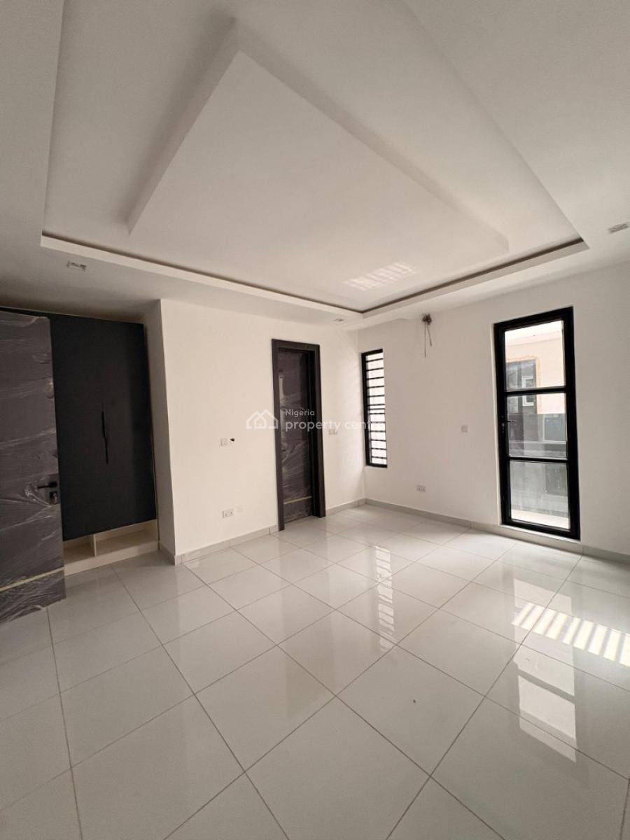 Fully Detached 5 Bedroom Triplexes with Pent Floor & Full-sized Pool, Agodi Gra, Ibadan, Oyo, Detached Duplex for Sale