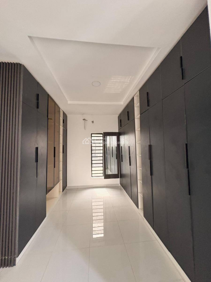 Fully Detached 5 Bedroom Triplexes with Pent Floor & Full-sized Pool, Agodi Gra, Ibadan, Oyo, Detached Duplex for Sale