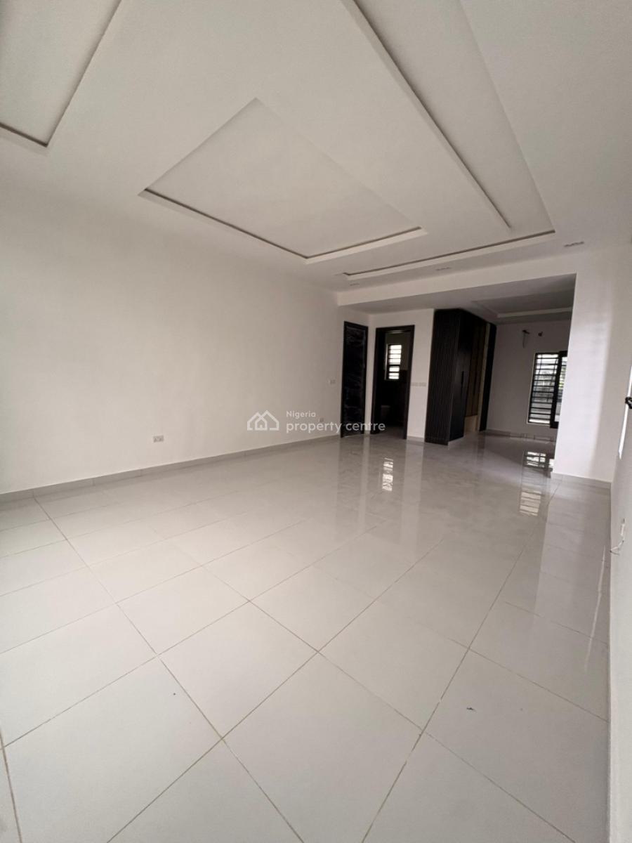 Fully Detached 5 Bedroom Triplexes with Pent Floor & Full-sized Pool, Agodi Gra, Ibadan, Oyo, Detached Duplex for Sale