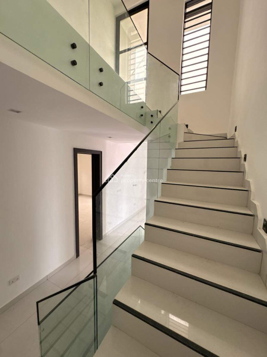 Fully Detached 5 Bedroom Triplexes with Pent Floor & Full-sized Pool, Agodi Gra, Ibadan, Oyo, Detached Duplex for Sale