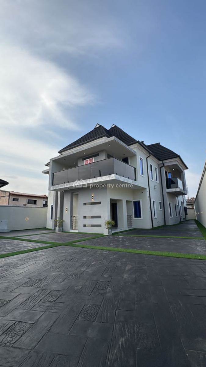 Fully Detached 4-bedroom Duplex with a Room Bq, Location: Oluyole Estate , Ibadan, Ibadan, Oyo, House for Sale