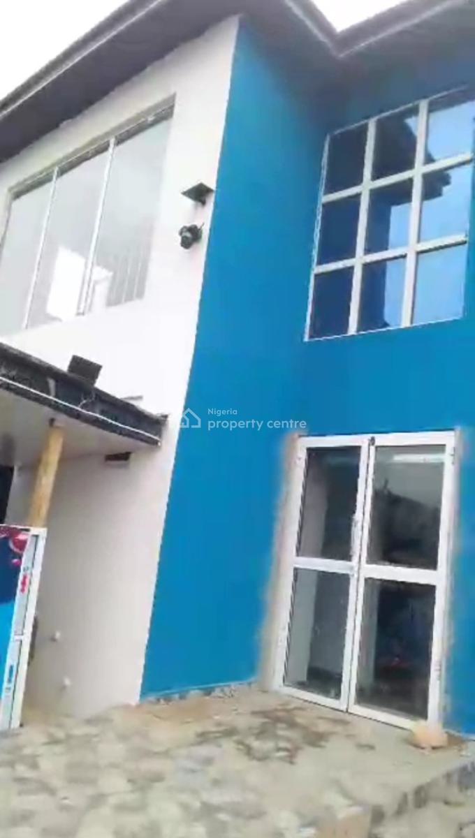 Massive Commercial Building Ideal for Hospital, Agbor Delta, Warri, Delta, Detached Duplex for Sale