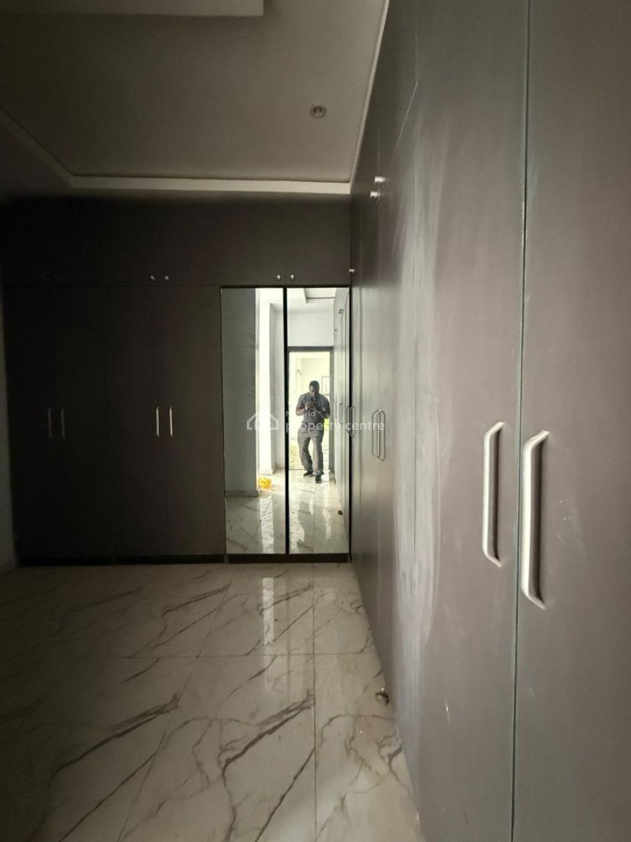 a Luxuriously Designed Fully Detached 4bedroom Duplex + 1 Room  Bq, Located at Carlton Gate Gra Akobo, Ibadan, Ibadan, Oyo, House for Sale
