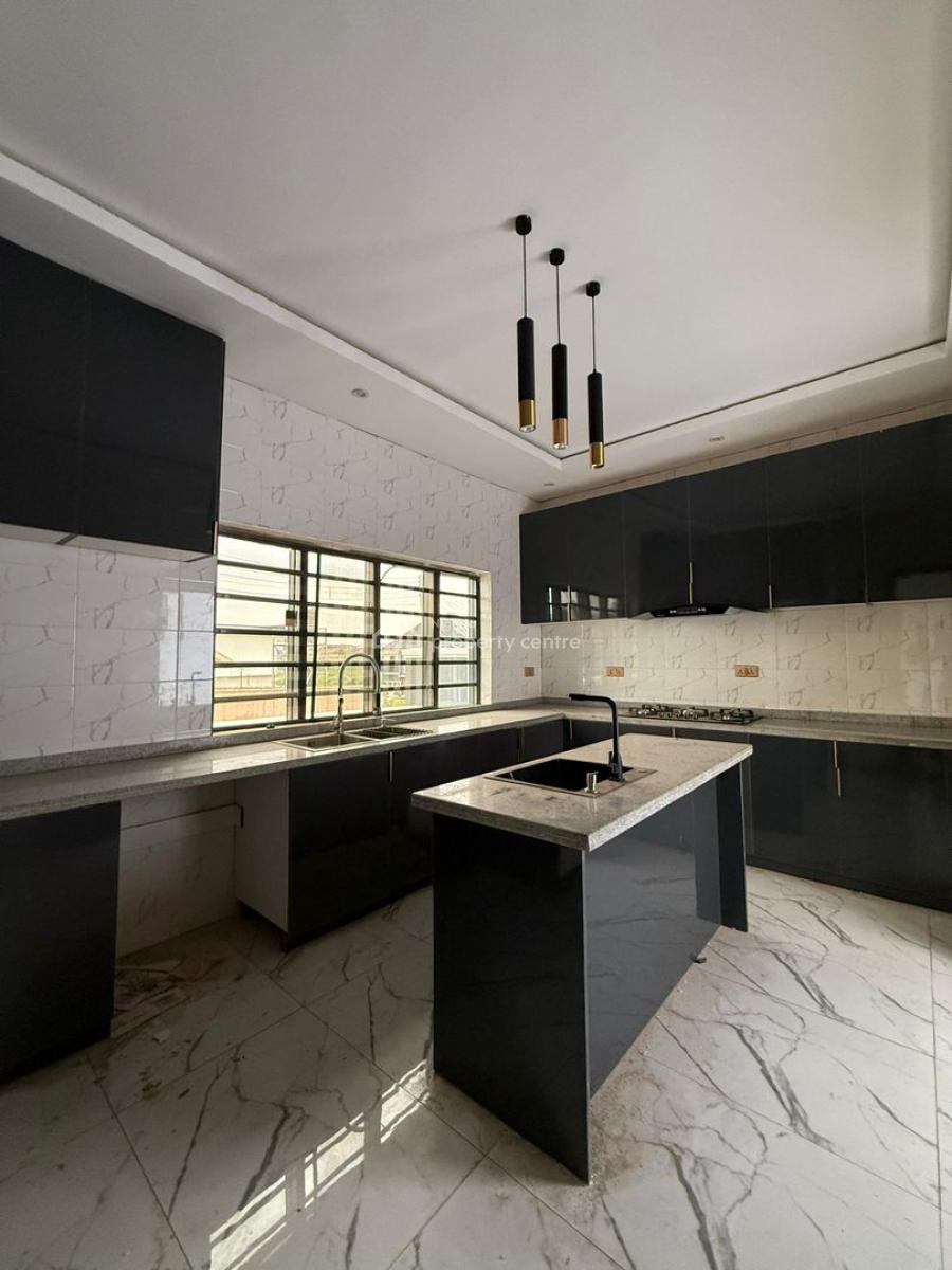 a Luxuriously Designed Fully Detached 4bedroom Duplex + 1 Room  Bq, Located at Carlton Gate Gra Akobo, Ibadan, Ibadan, Oyo, House for Sale