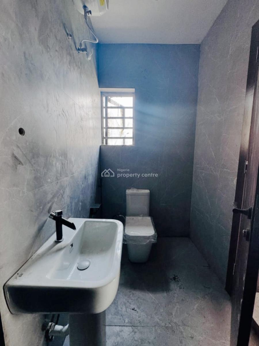 Fully Detached 5 Bedroom Penthouse with Bq, Location:engr Lere Adigun, Bashorun,ibadan, Ibadan, Oyo, House for Sale