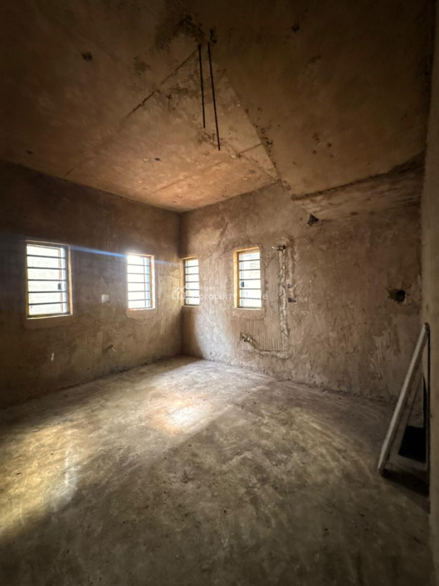 a Fully Detached Four Bedroom Duplex with Swimming Pool Sitting on 620sqm, Kolapo Ishola Gra, Ibadan, Oyo, House for Sale