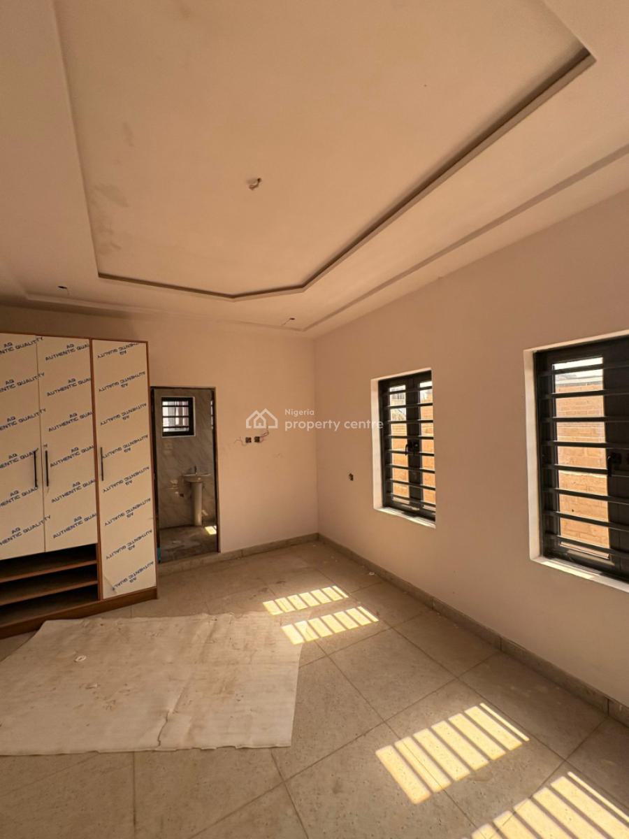 Block of 3-bedroom Apartment Units, Location: Kolapo Ishola Gra, Akobo, Ibadan, Oyo, Block of Flats for Sale