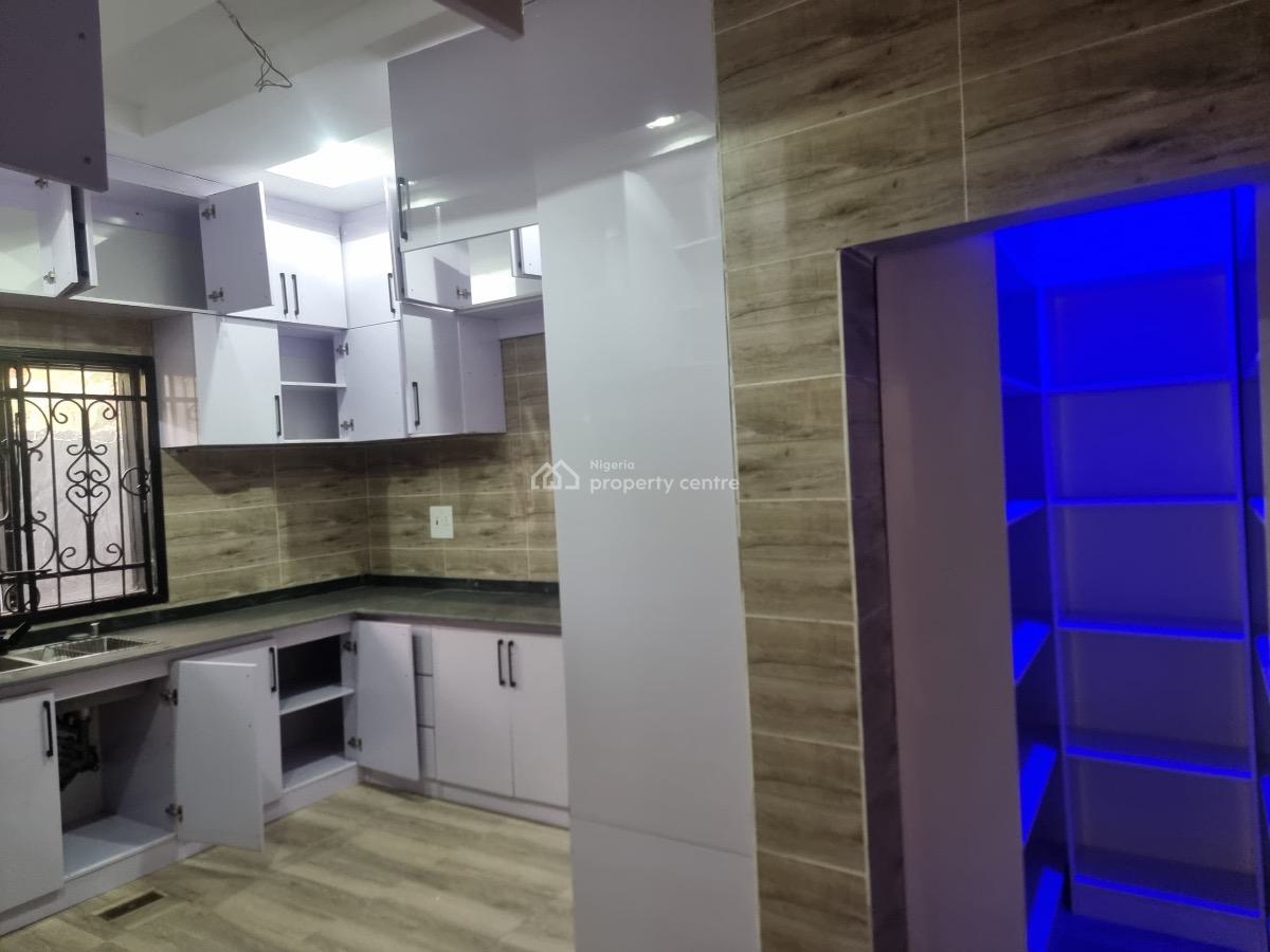 Luxury Spacious 4 Bedrooms Duplex, Nut Axis, Opposite River Park, Lugbe District, Abuja, Detached Duplex for Rent