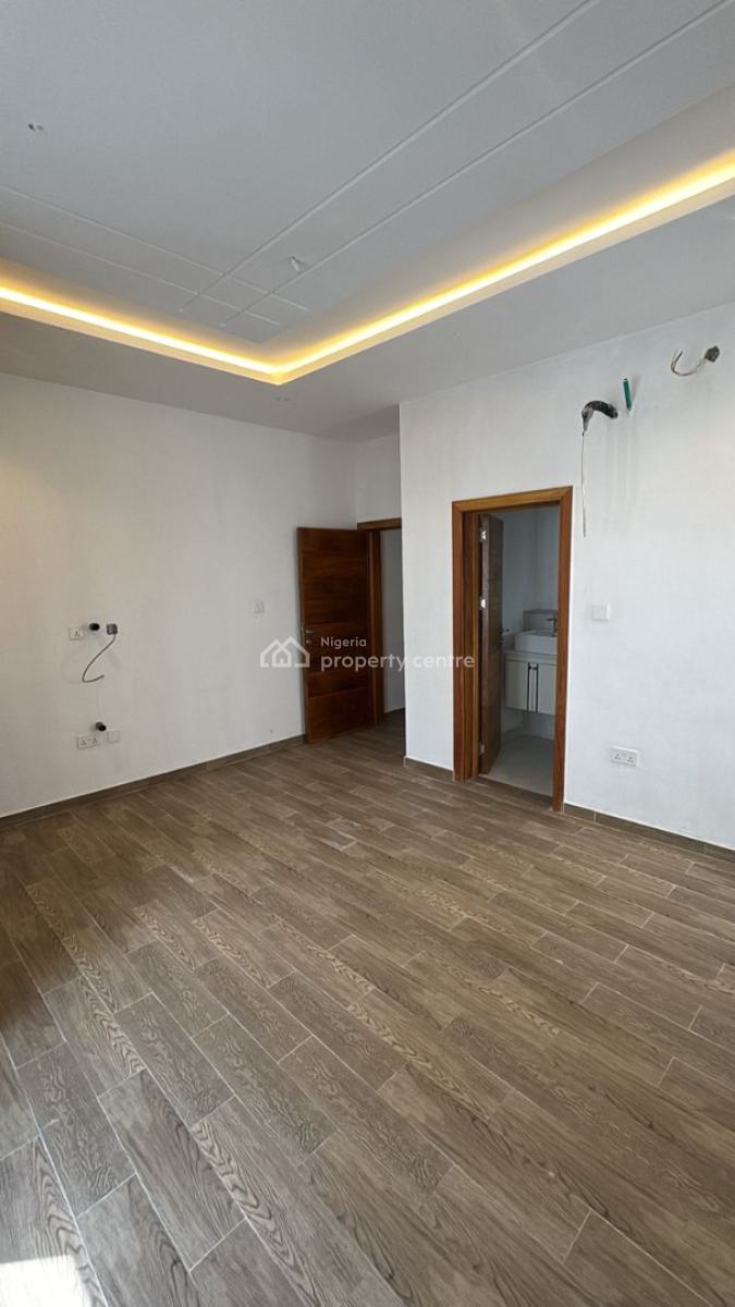 Fully Detached 5 Bedroom Duplex with Basement and Elevator, Kolapo Ishola Gra., Ibadan, Oyo, House for Sale