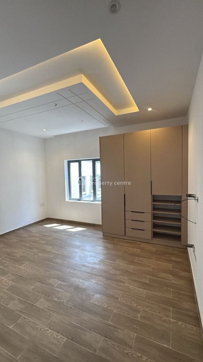 Fully Detached 5 Bedroom Duplex with Basement and Elevator, Kolapo Ishola Gra., Ibadan, Oyo, House for Sale